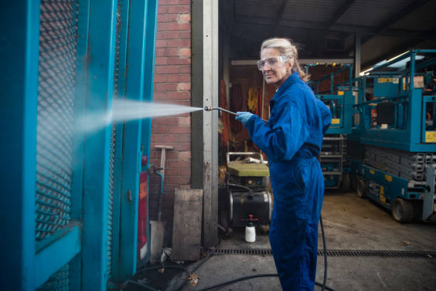 Best Machinery and Equipment Cleaning  in Garberville, CA